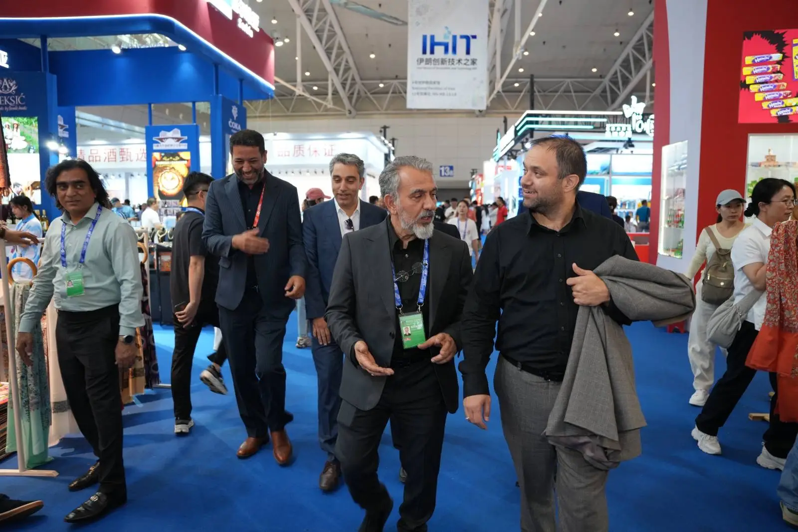 بازدید مسئولین